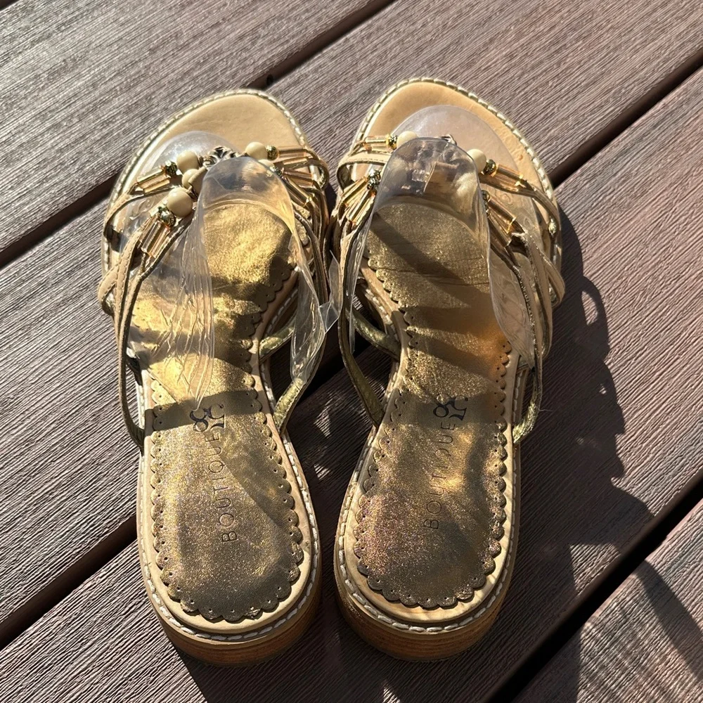 Elegant Gold Women's Sandals